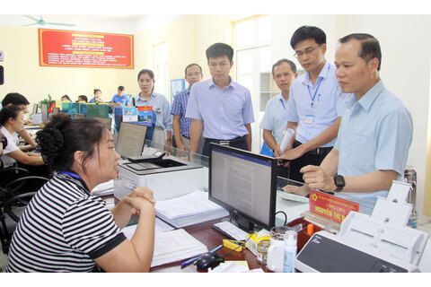 Khắc phục khó khăn, phục vụ tốt nhất nhu cầu của người dân, doanh nghiệp