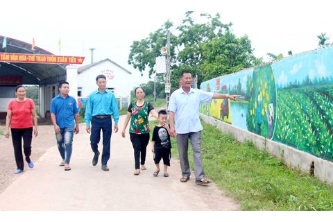 Bí thư Chi bộ Nguyễn Văn Hoạt: Nêu gương trong các phong trào