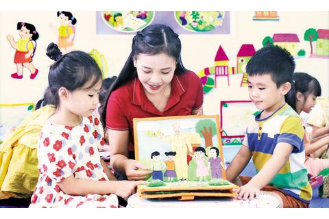 Kỷ niệm 77 năm Ngày Chủ tịch Hồ Chí Minh ra lời kêu gọi thi đua ái quốc 11/6: Đảng viên gương mẫu, lan tỏa thi đua