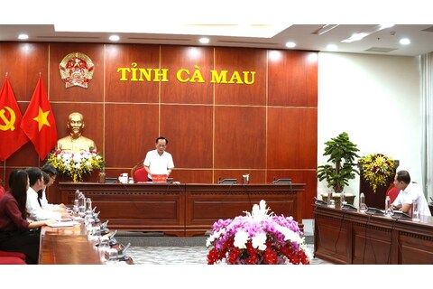 “Quy định nào có lợi cho dân, đảm bảo quyền lợi cho cán bộ, công chức thì ưu tiên thực hiện”