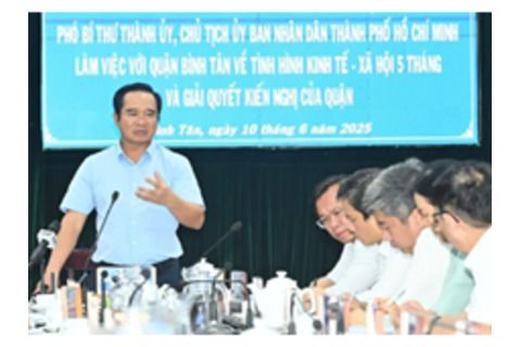 Chủ tịch UBND TPHCM: Việc phục vụ người dân phải đảm bảo thông suốt