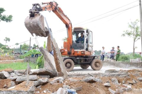 Phúc Sơn lập lại kỷ cương quản lý đất đai, trật tự xây dựng