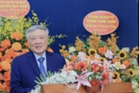 Phó Thủ tướng Thường trực Chính phủ thăm, chúc mừng Cổng TTĐT Chính phủ nhân kỷ niệm 100 năm Báo chí Cách mạng Việt Nam