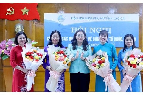 Bà Đinh Minh Hà giữ chức Chủ tịch Hội LHPN tỉnh Lào Cai