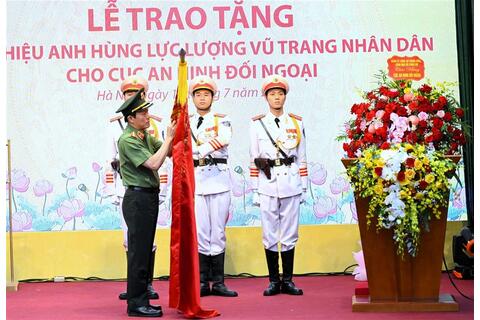 Cục An ninh Đối ngoại đón nhận danh hiệu Anh hùng lực lượng vũ trang nhân dân