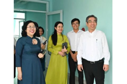 Đồng chí Nguyễn Phước Lộc khảo sát phường Hòa Hưng sau một tuần vận hành mô hình chính quyền địa phương 2 cấp