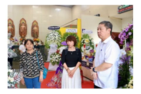 Lãnh đạo TPHCM thăm viếng, chia sẻ cùng gia đình nạn nhân trong vụ cháy cư xá Độc Lập