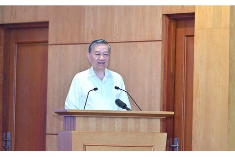 Tổng Bí thư Tô Lâm: Chuyển đổi số, đổi mới sáng tạo là nhiệm vụ chính trị trọng tâm, xuyên suốt