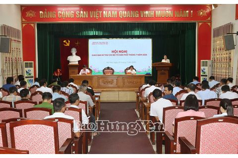Ban Thường vụ Đảng ủy phường Mỹ Hào giao ban với các Bí thư chi bộ tổ dân phố