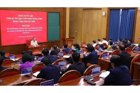 Xây dựng đội ngũ cán bộ đủ năng lực đưa đất nước bước vào kỷ nguyên mới