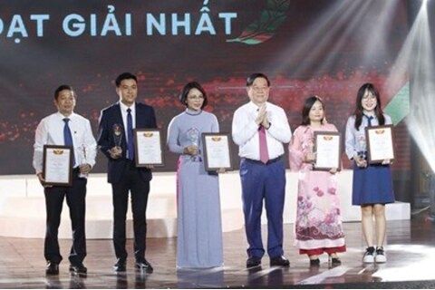 Cán bộ, đảng viên tiên phong trong cuộc đấu tranh, phản bác các quan điểm sai trái, thù địch về đường lối của Đảng hiện nay  (Tiếp theo và hết)