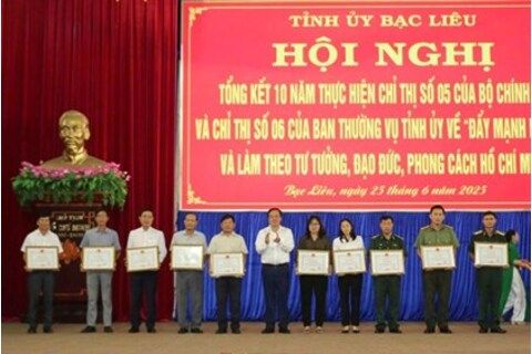 Bạc Liêu: Học tập và làm theo Bác góp phần xây dựng Đảng bộ trong sạch, vững mạnh