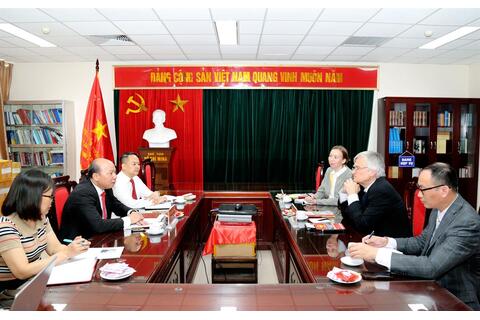 Đại sứ Bộ Ngoại giao Thụy Điển thăm và làm việc tại Học viện Chính trị quốc gia Hồ Chí Minh