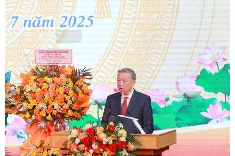 Kỷ niệm trọng thể 110 năm ngày sinh Tổng Bí thư Nguyễn Văn Linh: Học tập tinh thần đổi mới, quyết đoán, khoa học, gần dân