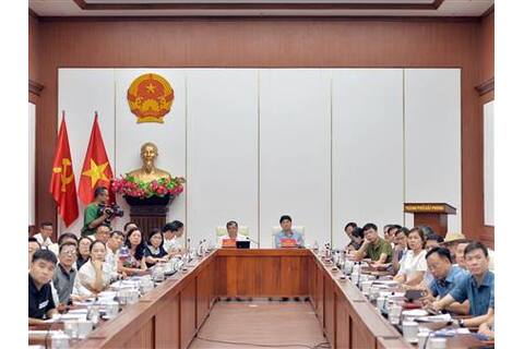 Tập trung cao chuẩn bị Triển lãm thành tựu đất nước nhân Kỷ niệm 80 năm Ngày Quốc khánh, đảm bảo tiến độ, chất lượng và tính thẩm mỹ không gian trưng bày
