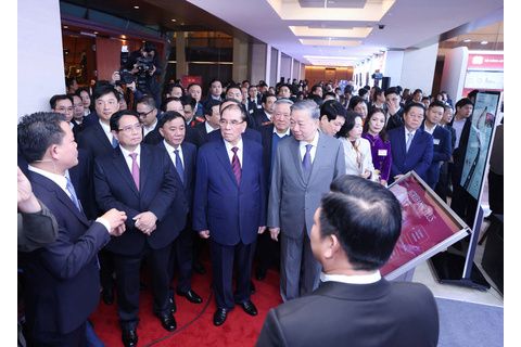 Phát huy vai trò lãnh đạo, chỉ đạo toàn diện của Đảng trong Ngân hàng Agribank
