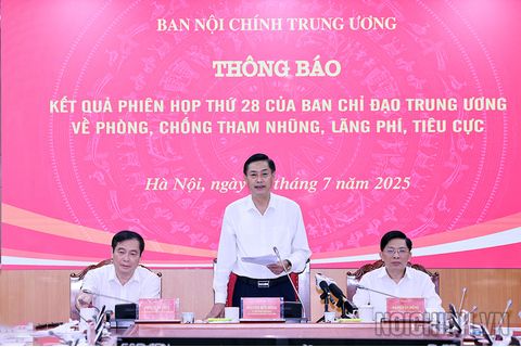 Công tác phòng, chống tham nhũng, lãng phí, tiêu cực phải được tăng cường đồng bộ với quá trình vận hành chính quyền địa phương 2 cấp
