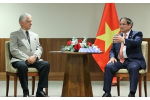 Thủ tướng làm việc với các tập đoàn, liên đoàn doanh nghiệp Brazil