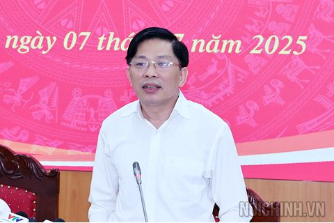 Kiên quyết loại bỏ cán bộ có hành vi tham nhũng, lãng phí, tiêu cực, cản trở đổi mới, cản trở sự phát triển của đất nước