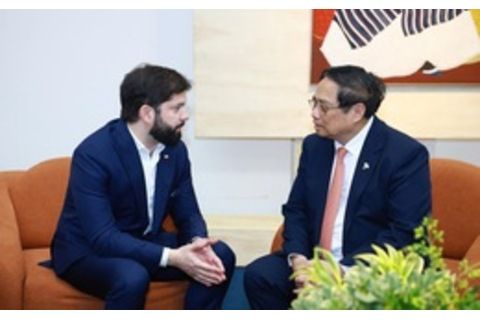 Thủ tướng Phạm Minh Chính gặp Tổng thống Chile