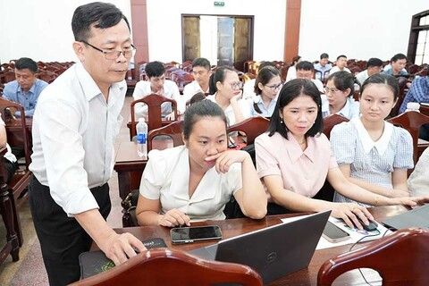 Sở Nông nghiệp và Môi trường tổ chức tập huấn khai thác, cập nhật CSDL đất đai