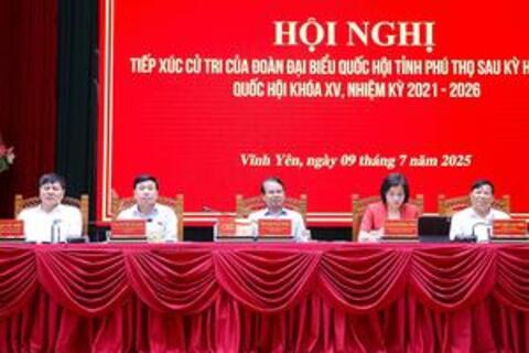Cử tri Phú Thọ kiến nghị về chính sách cán bộ và sử dụng trụ sở dôi dư sau sáp nhập
