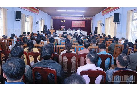 Đồng chí Phan Đình Trạc tiếp xúc cử tri Lâm Đồng