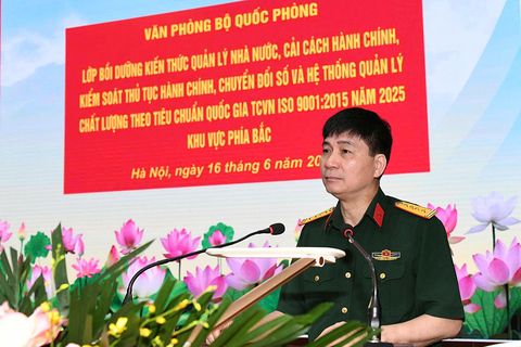 Văn phòng Bộ Quốc phòng khai mạc Lớp bồi dưỡng kiến thức quản lý nhà nước, cải cách hành chính