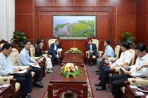 Phó Chủ tịch UBND tỉnh Lê Văn Sử tiếp đoàn công tác Cơ quan Phát triển Pháp