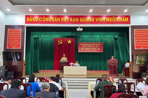Kỳ họp thứ 10 HĐND huyện Khánh Vĩnh khóa XII       