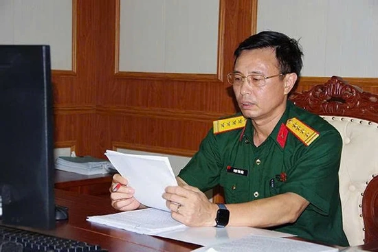 Xây dựng lực lượng vũ trang vững mạnh, toàn diện