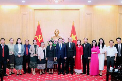 Lãnh đạo Học viện tiếp Đoàn cán bộ Học viện Chính trị và Hành chính quốc gia Lào
