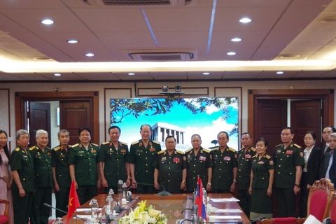 Đoàn đại biểu Hiệp hội Cựu chiến binh Lào thăm và làm việc với Hội Cựu chiến binh Việt Nam