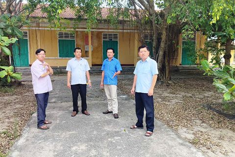 Phong Phú: Bí thư Đảng ủy phường khảo sát các dự án trọng điểm trên địa bàn