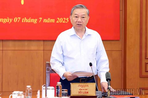 Đồng chí Tổng Bí thư Tô Lâm: Tham nhũng, lãng phí không chỉ có tội mà còn có lỗi rất lớn với Đảng, Nhà nước và Nhân dân
