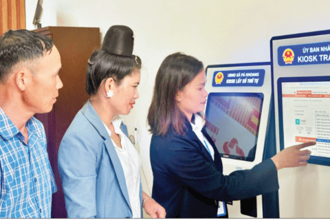 Vận hành bộ máy cấp xã thông suốt, hiệu quả