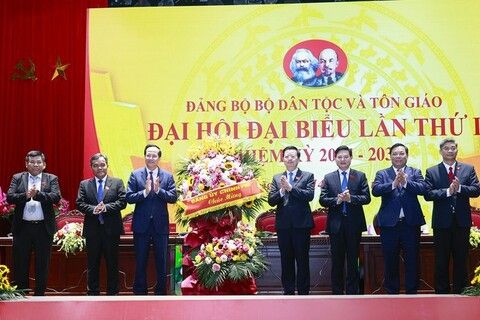 Nâng cao hiệu quả công tác dân tộc, tôn giáo trong giai đoạn mới