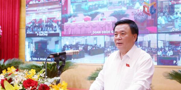 Đồng chí Ủy viên Bộ Chính trị, Giám đốc Học viện Chính trị quốc gia Hồ Chí Minh, Chủ tịch Hội đồng Lý luận Trung ương, Đại biểu Quốc hội tỉnh Quảng Ninh tiếp xúc cử tri