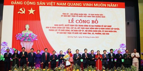 Đồng chí Bùi Thị Quỳnh Vân được chỉ định giữ chức Bí thư Tỉnh ủy Quảng Ngãi (mới)