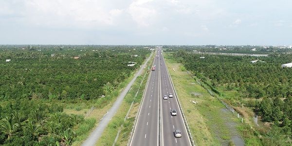Bàn phương án mở rộng đường cao tốc TP Hồ Chí Minh - Trung Lương - Mỹ Thuận