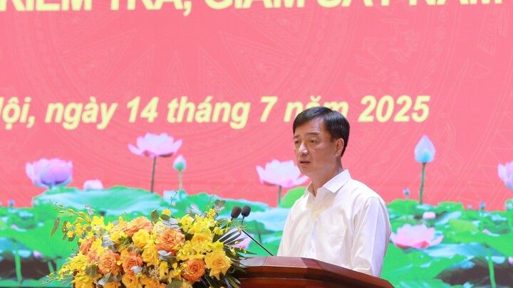 Tăng cường giám sát thường xuyên việc vận hành chính quyền địa phương 02 cấp