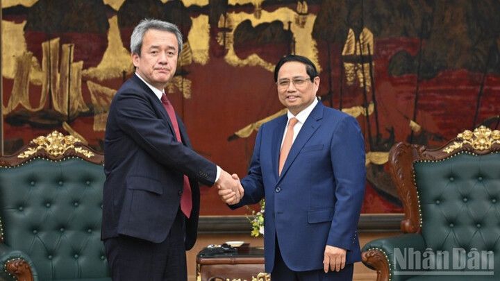 Thủ tướng Phạm Minh Chính tiếp Tổng Giám đốc Tập đoàn Marubeni