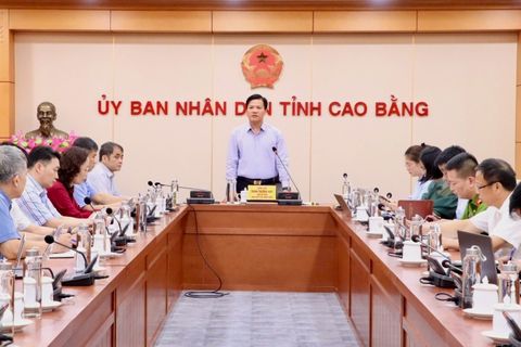 Họp bàn tháo gỡ khó khăn, vướng mắc của ngành y tế và triển khai hồ sơ bệnh án điện tử
