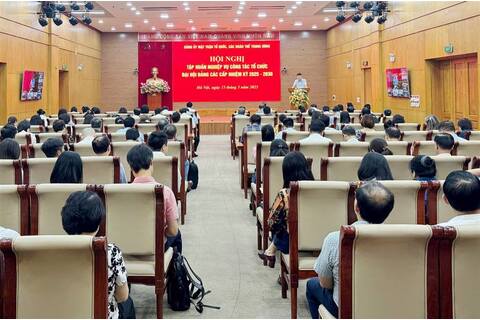 Hội nghị tập huấn nghiệp vụ công tác tổ chức Đại hội Đảng các cấp trong Đảng bộ Mặt trận Tổ quốc, các đoàn thể Trung ương