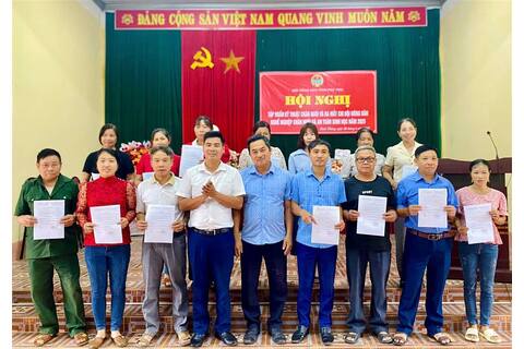 Phú Thọ: Ra mắt chi Hội ND nghề nghiệp chăn nuôi gà thịt xã Minh Thắng