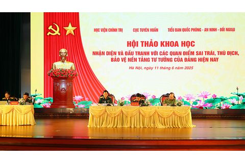Tích cực tham gia đấu tranh với các quan điểm sai trái, thù địch, bảo vệ nền tảng tư tưởng của Đảng trong kỷ nguyên mới