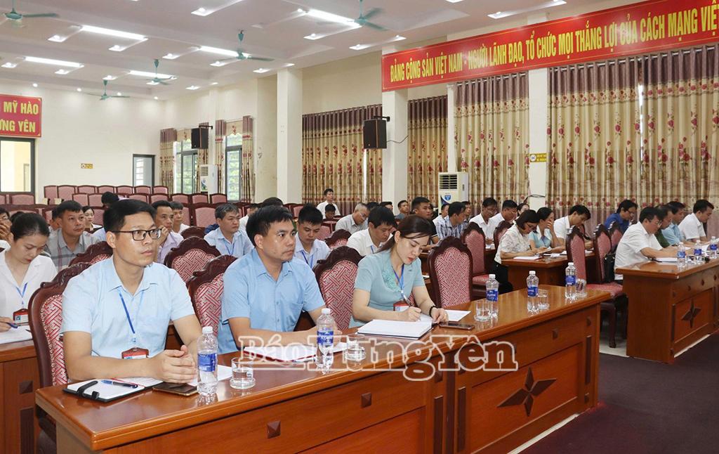 Các đại biểu dự hội nghị