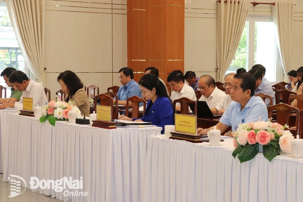 Hà Nội. Ảnh: Hải Yến  Các đại biểu tham dự hội nghị tại điểm cầu Đồng Nai. Ảnh: Hải Yến  