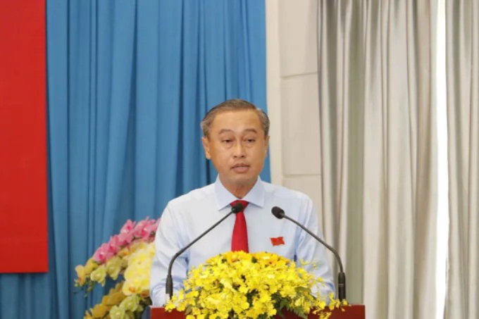 Đồng chí Huỳnh Thanh Nhân phát biểu