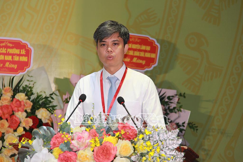 Đồng chí Nguyễn Văn Chiến, Ủy viên Ban Thường vụ Tỉnh ủy, Trưởng ban Tuyên giáo và Dân vận Tỉnh ủy phát biểu chỉ đạo tại đại hội